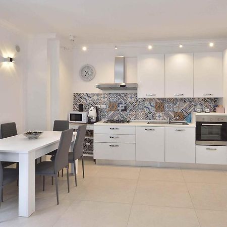 Sirena Apartment ミノーリ エクステリア 写真