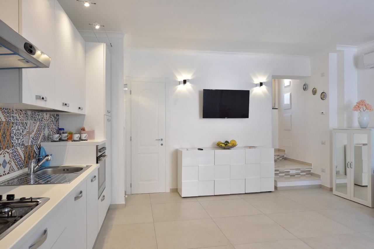 Sirena Apartment ミノーリ エクステリア 写真