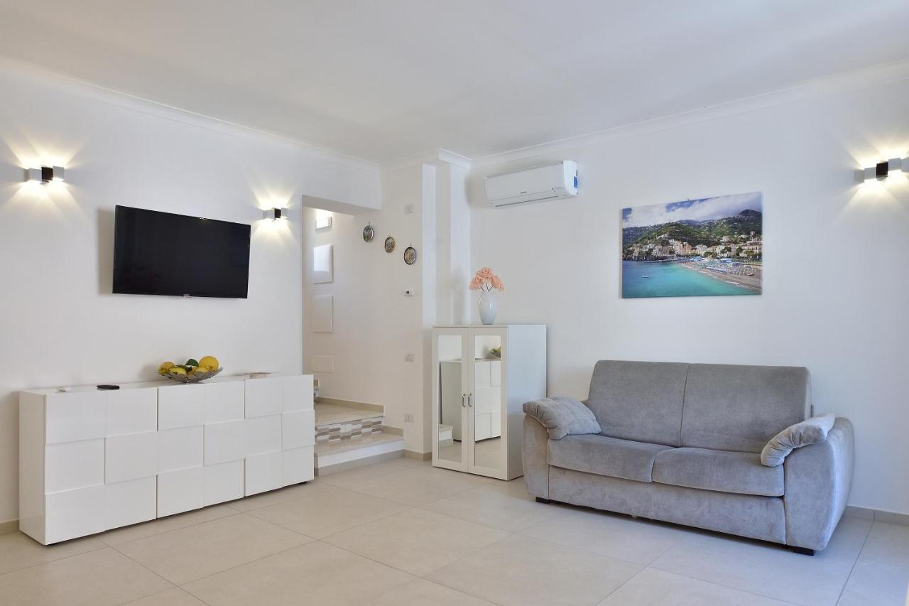 Sirena Apartment ミノーリ エクステリア 写真